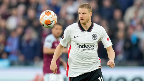 Eintracht Frankfurt: Martin Hinteregger bất ngờ giải nghệ