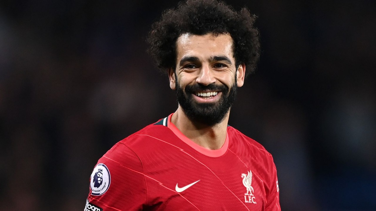 Ngoại hạng Anh: Salah ở lại Liverpool kèm điều kiện, MU cần 3 thủ môn giỏi, Ronaldo và Fernandes gây mâu thuẫn?