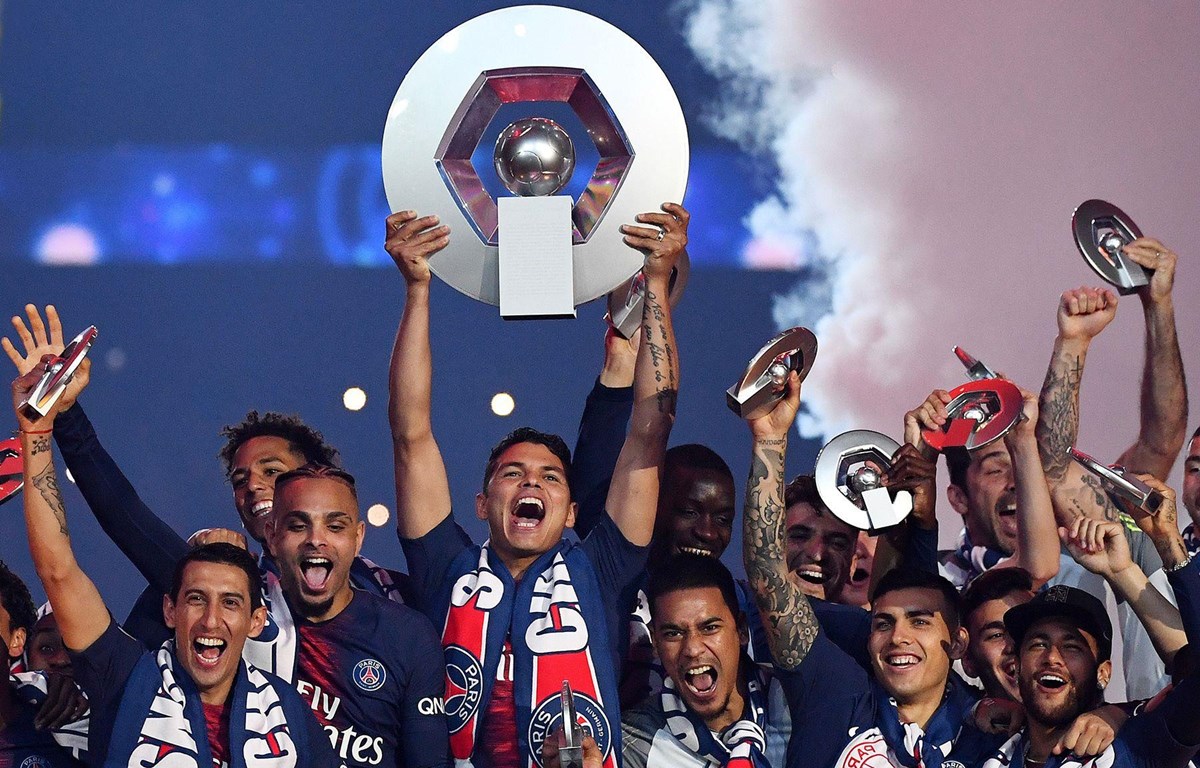 Paris Saint Germain chính thức được trao chức vô địch Ligue 1 | Bóng đá | Vietnam+ (VietnamPlus)
