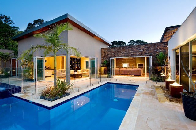 Mẫu thiết kế biệt thự có bể bơi và hồ bơi trong nhà đẹp ngẩn ngơ